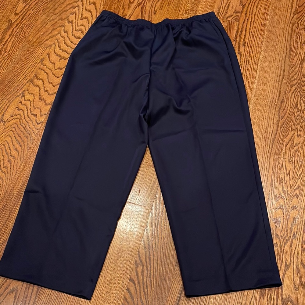 Alfred Dunner navy polyester pants